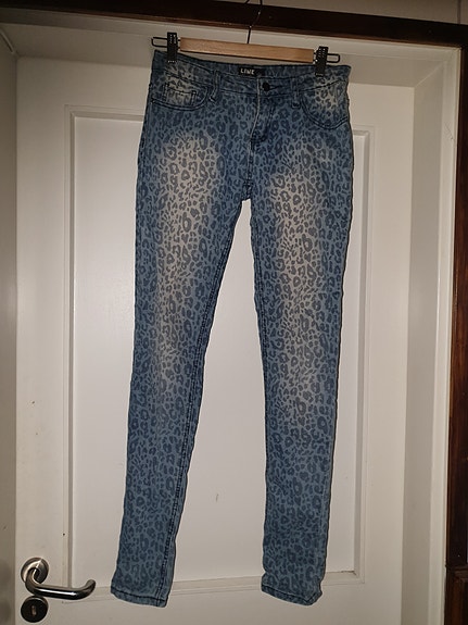 Product image 1 of 10