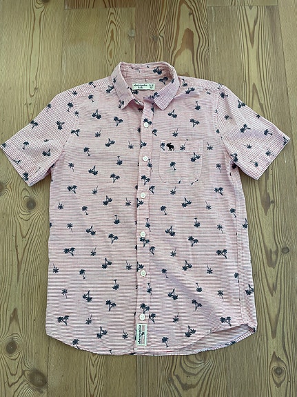 Poikien Abercrombie paita