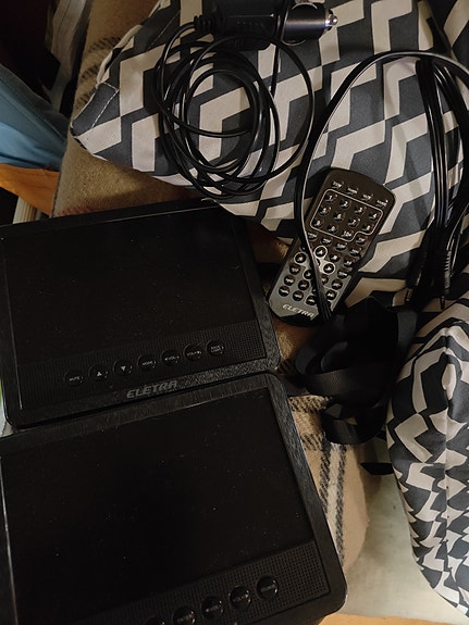 Eletra auto DVD