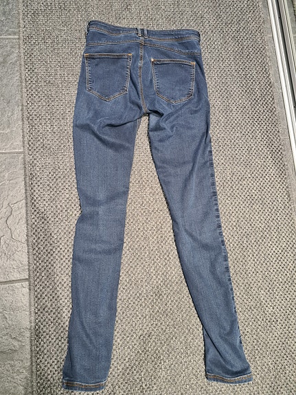Hm naisten farkut 28/32    S