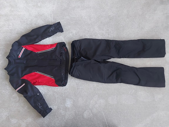 Product image 1 of 8