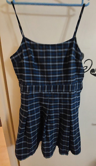 Ruutu mekko, lyhyt mekko