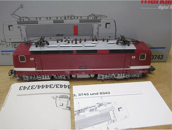 Product image 2 of 9
