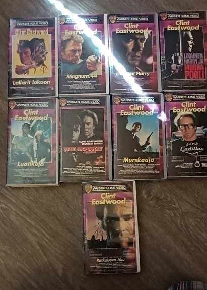CLINT EASTWOOD 18 kpl Elokuvan Keräilysarja VHS