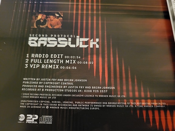 Product image 2 of 3