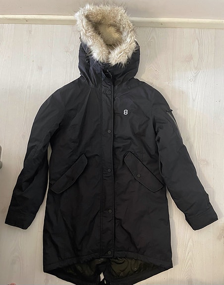 Altitude 8848 parka