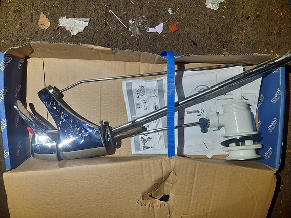 Product image 1 of 2