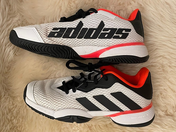 Adidas Barricade tenniskengät 35,5