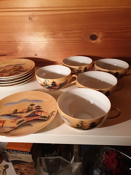 Japanilaiset teekupit