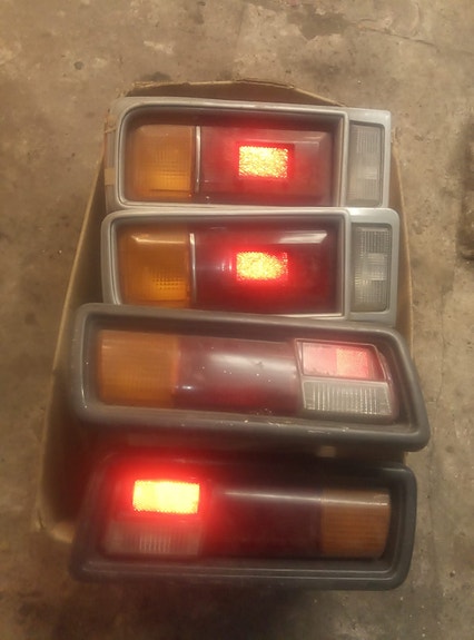 Toyota Corollan takavaloja
