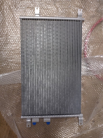 Alfa 147/156 ilmastoinnin kenno