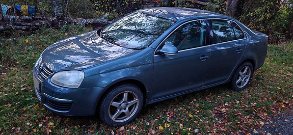 Volkswagen Jetta V 1.6 bensa 2006 Osina
