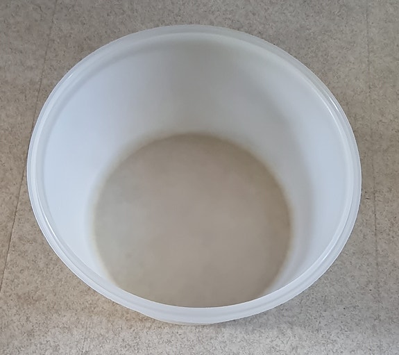 Tupperware astia