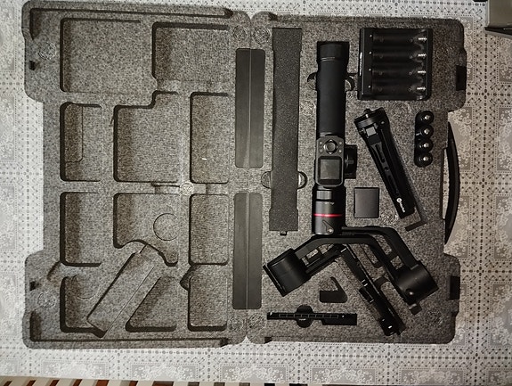 Product image 1 of 3