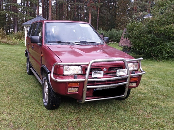 Terrano 2 osia