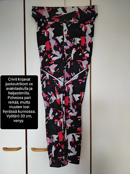 Crivit kirjavat juoksutrikoot xs