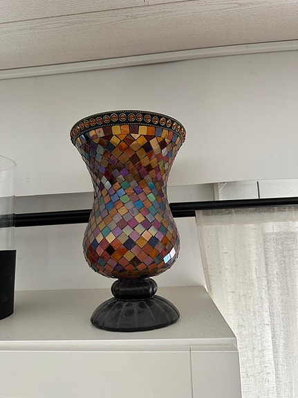 Iso partylite hurrikaani