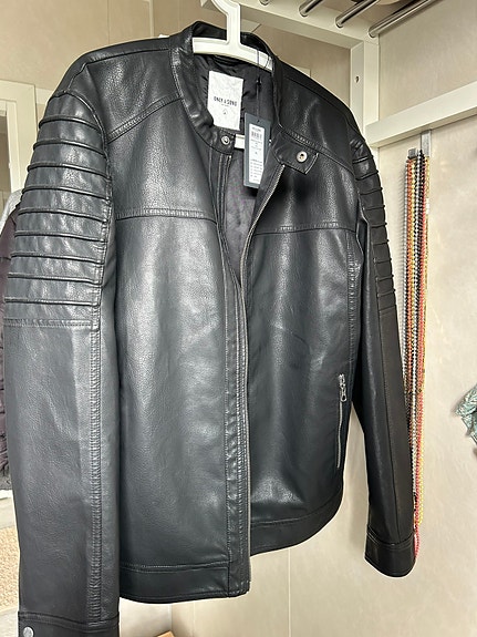 Only & Sons miesten keinonahkatakki koko XL
