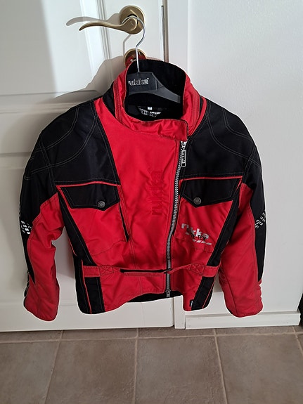 Product image 1 of 8