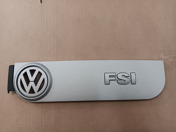 Myydään  VAG FSI moottorin suojapeitelevy, sopii Skoda.Audi ,VW