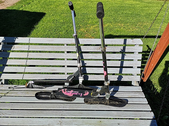 Product image 1 of 3