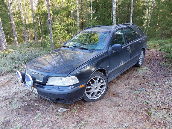 Volvo v40 1.9 diesel vm-98