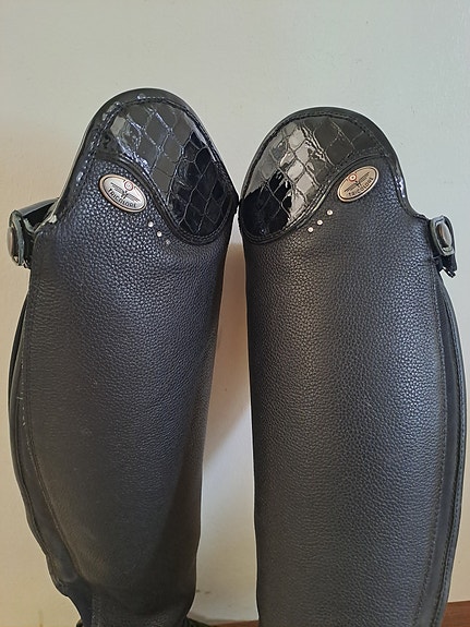 Product image 1 of 4