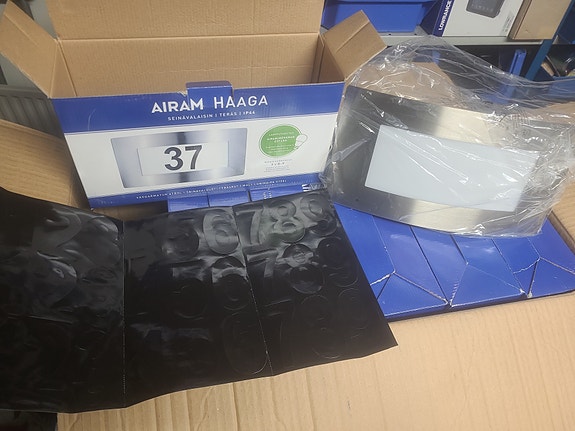 Airam Haaga seinävalaisin teräs 12kpl