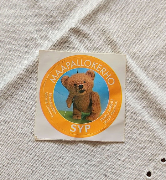 Vintage SYP Maapallokerho tarra, Pikku Karhu
