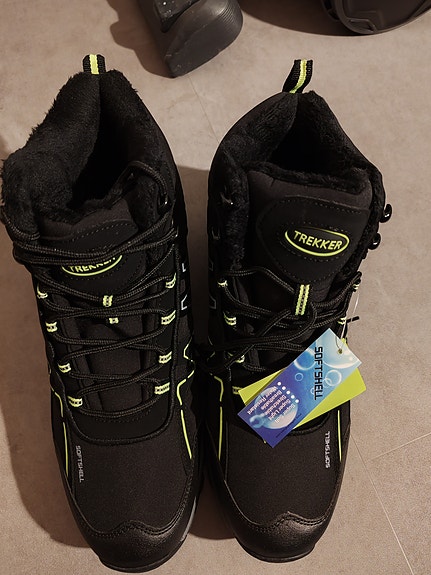 Uudet miesten talvikengät Trekker 45 koko