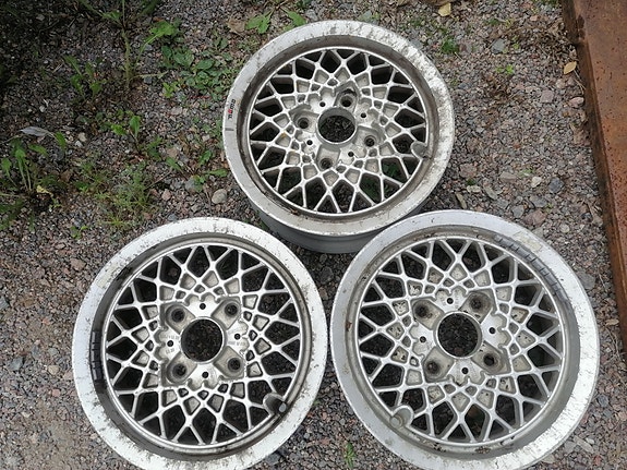 3 kpl vanteita