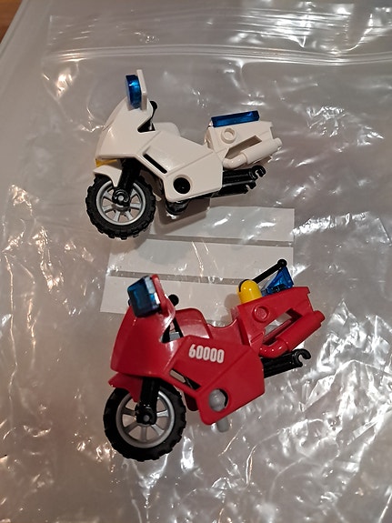 Lego moottoripyörät varaosiksi