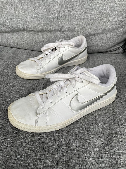 Nike valkoiset nahkakengät koko 38