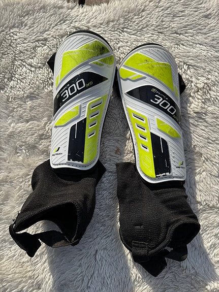 Pro Touch - F Force 300 HS - Säärisuojat