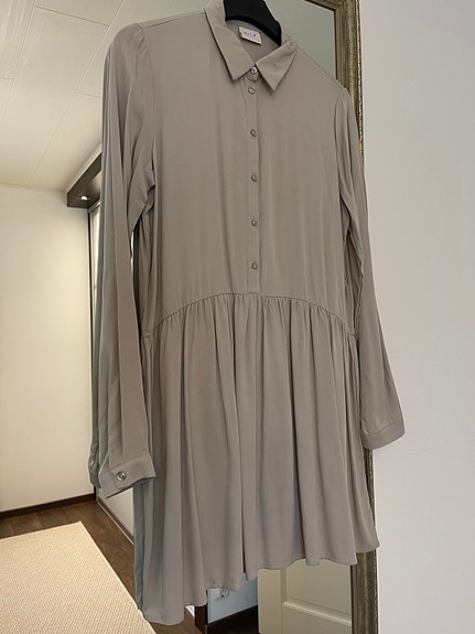 Product image 1 of 8