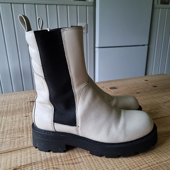 Vagabond kengät