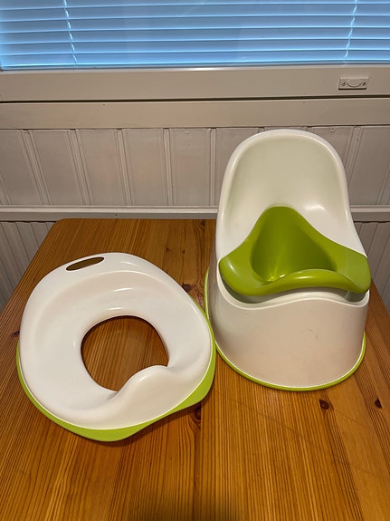 Lasten Ikea WC istuimen kansi