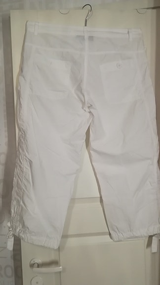 Valkoiset puuvillacaprit 42/ L