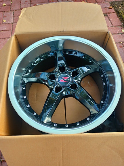 Barzezza Competizione 5x120 18" vanne.