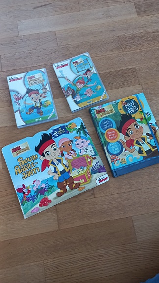 Jake ja merirosvot kirjat ja dvdt