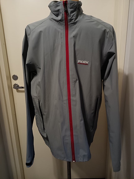 Y2K Peak Performance Gore-tex XL kuoritakki (Golf GTU J)