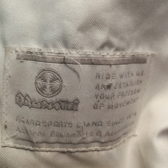Product image 4 of 9