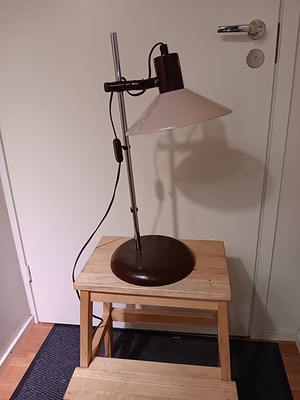 Retro pöytävalaisin