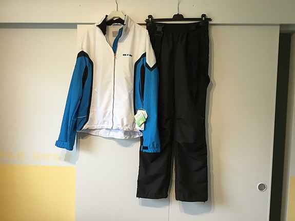 Product image 1 of 5