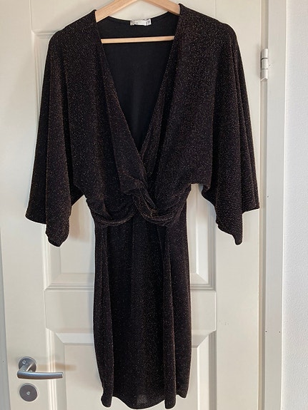 Nelly mekko, koko xs