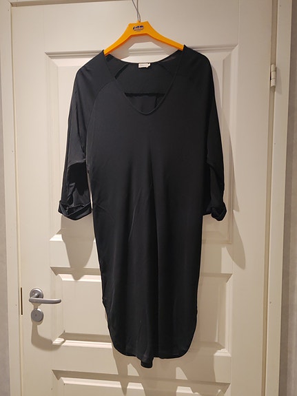 Filippa K mekko L