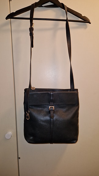 Longchamp grossbody nahkalaukku
