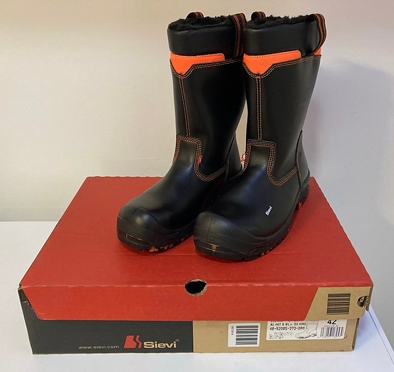 Sievi AL Hit 9 XL+ S3 HRO (koko 42)