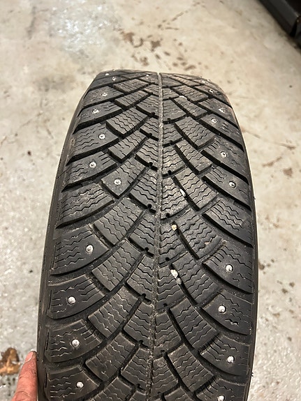 Opel omega 15” peltivanteet talvirenkailla