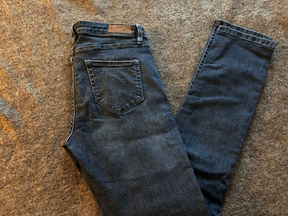Naisten vaalean-ja tummansiniset Me&I farkut W31/32